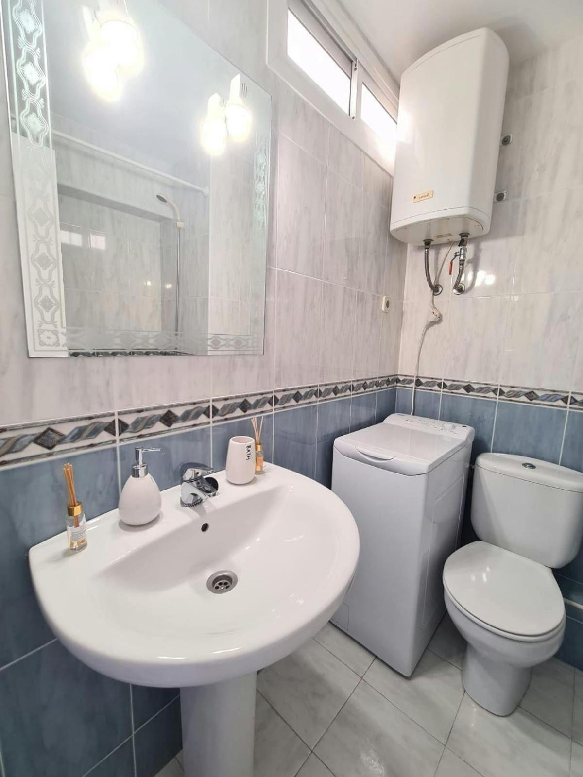 Apartamento 2 Hab. Con Vistas En Benalmádena Exterior foto